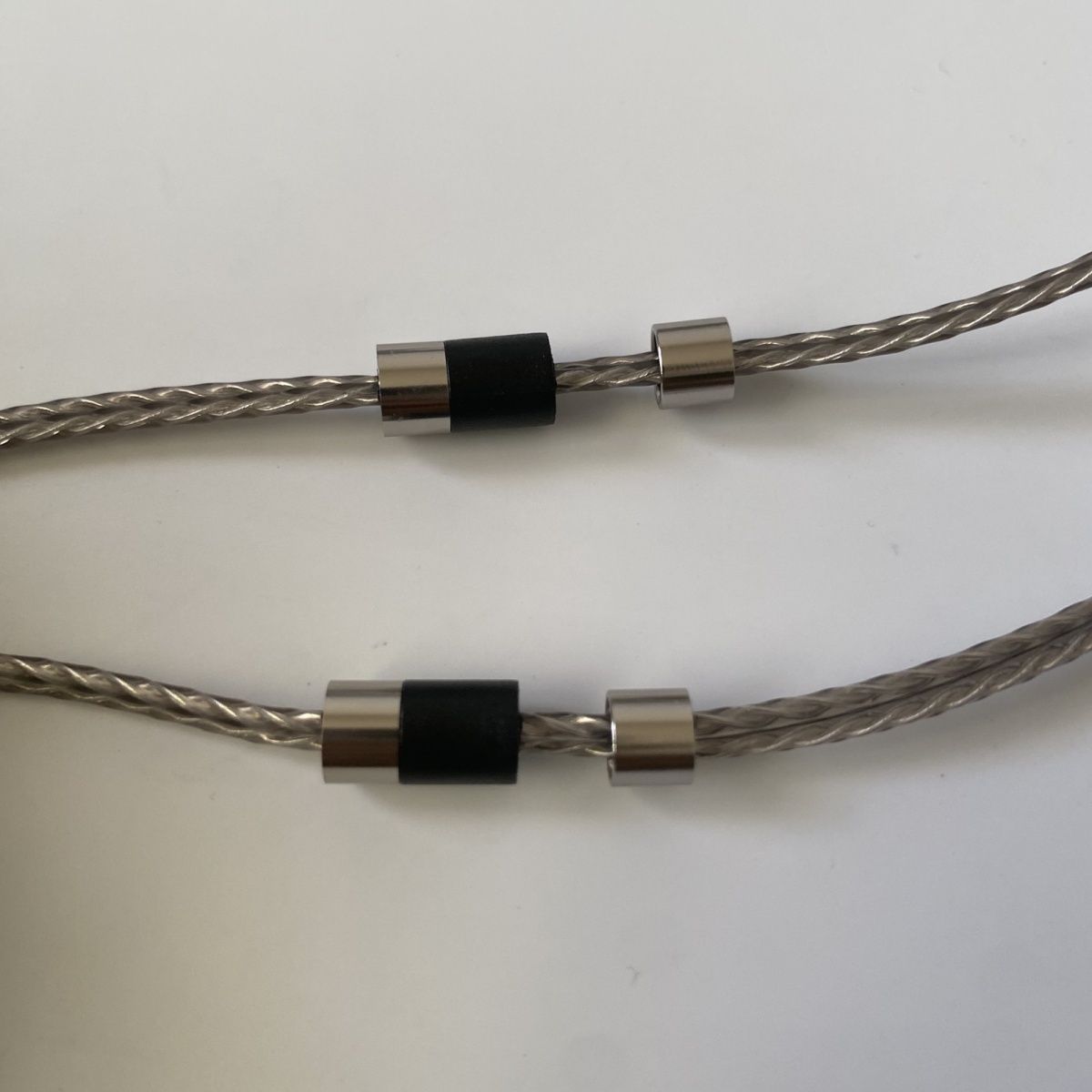 MMCX Silver-Plated Headphone U - Audiophile Headphone Wired のレビューと価格